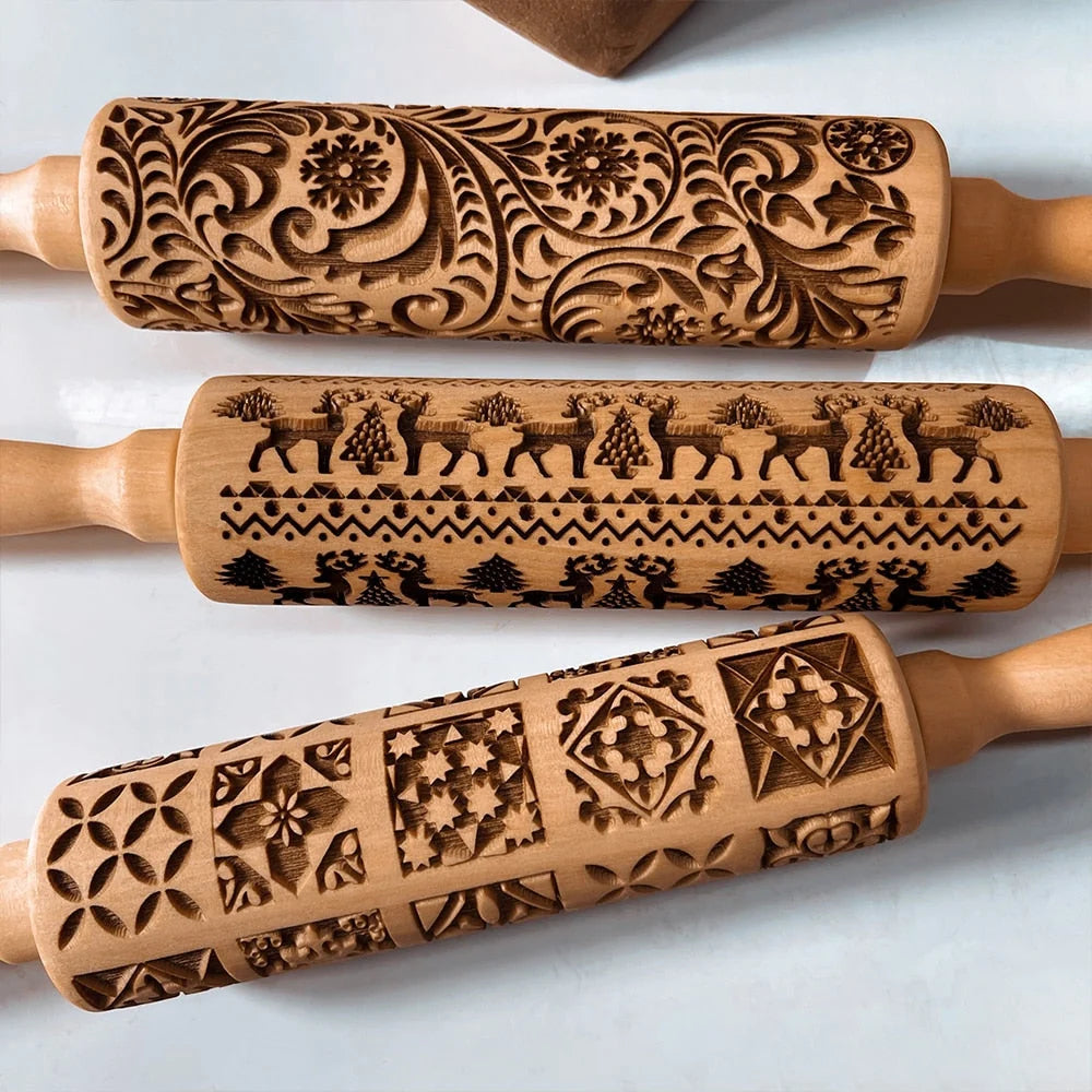 Pattern Rolling Pin with Christmas Cookie Cutters