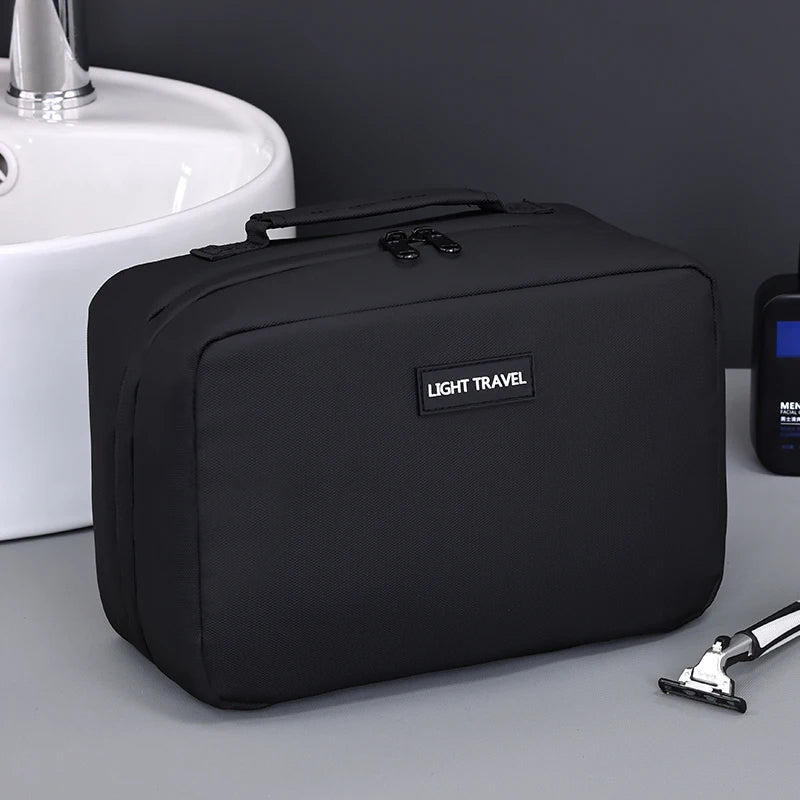 Toiletry bag with hanger – waterproof, 24x16x11cm