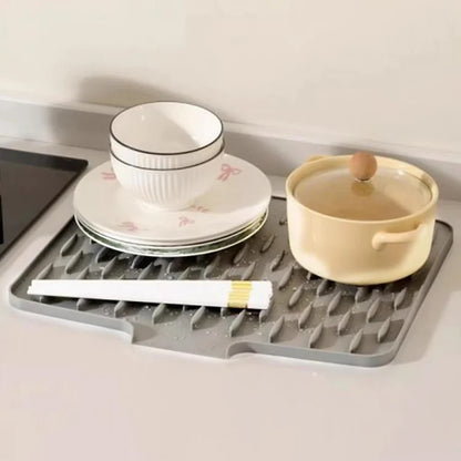 DripDock Draining Rack for the Kitchen Countertop