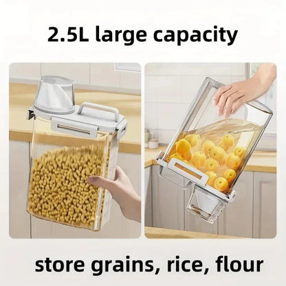 Storage Container with Freshness Seal Lid 2.5L