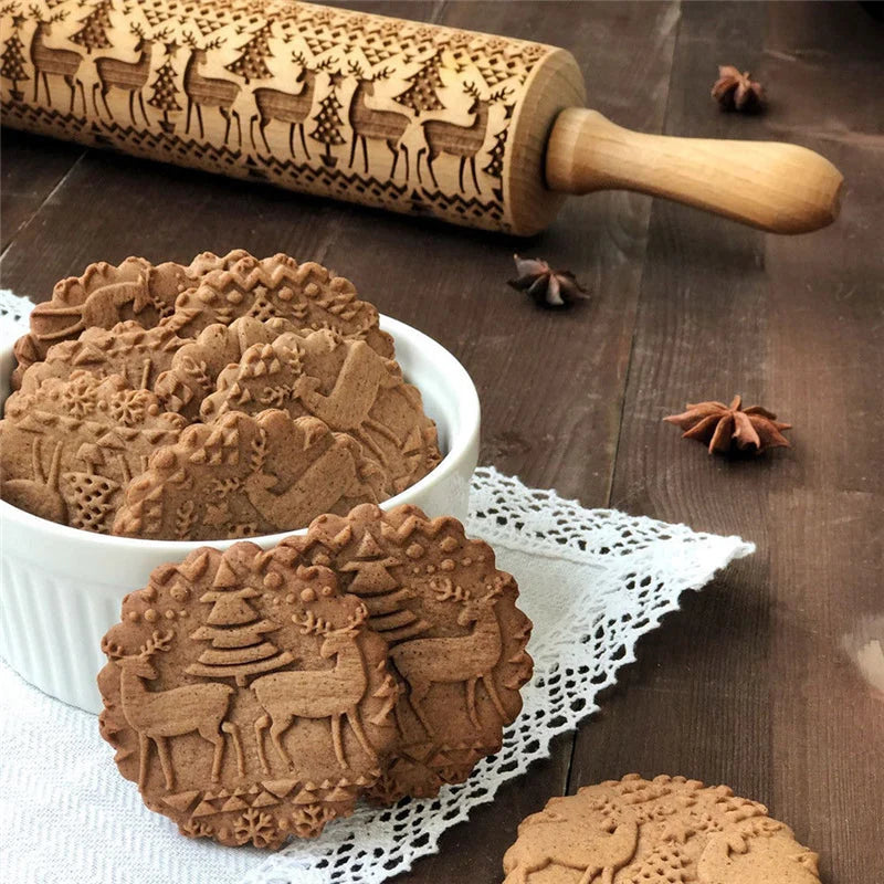 Pattern Rolling Pin with Christmas Cookie Cutters