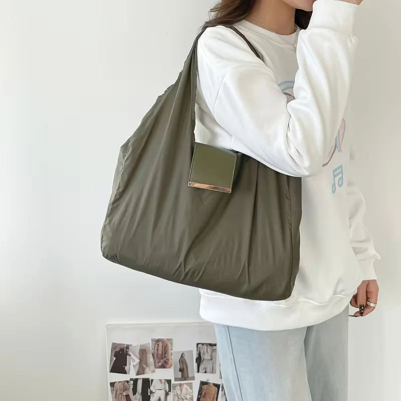 FlexiTote™ — Never without it again – your smart bag for freedom and style everywhere!
