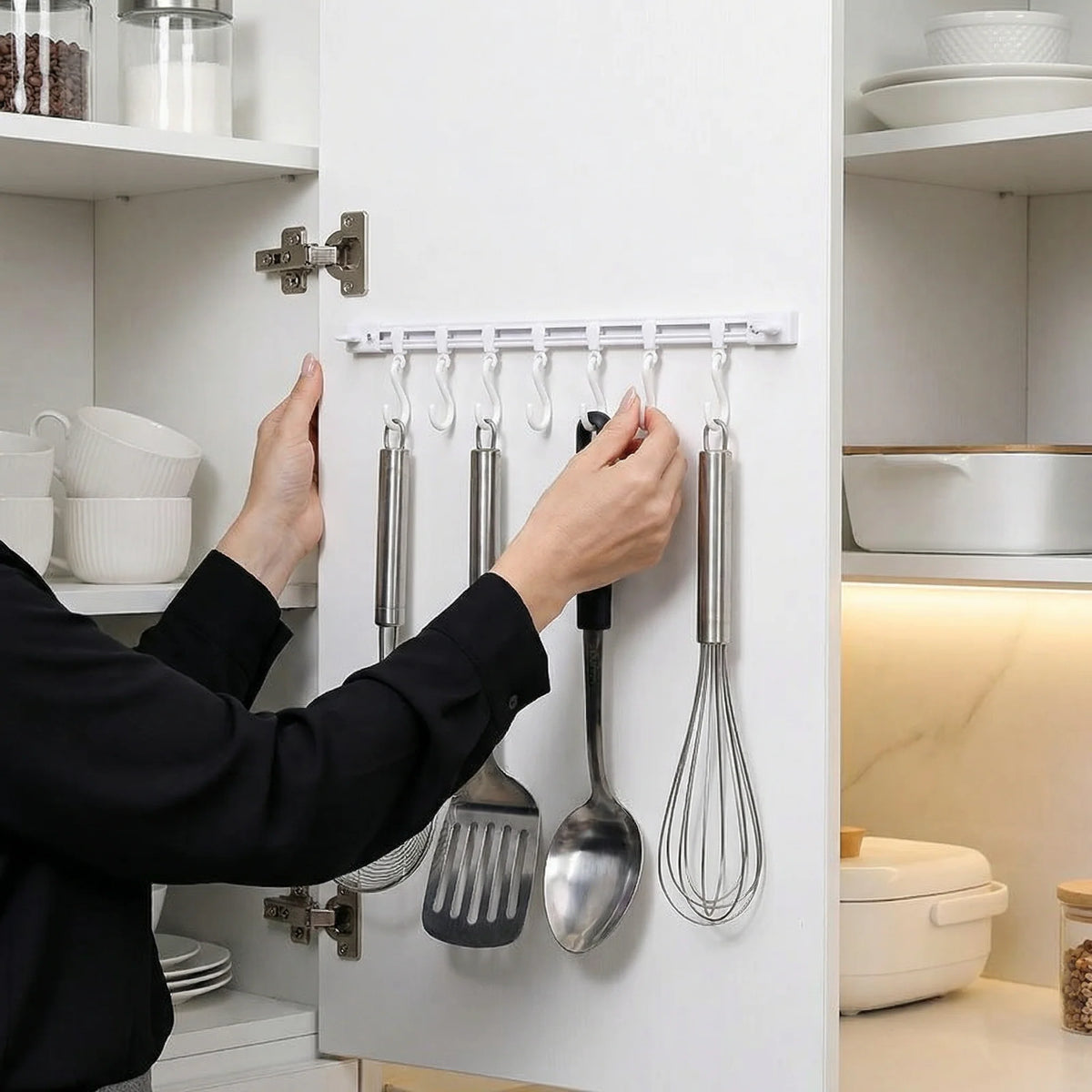 Self-adhesive hook rail for kitchen & bathroom (2 pcs.)