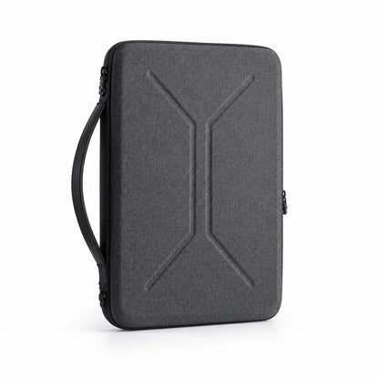 Water-resistant, padded tablet case with zipper (13.3 inches/33 cm)