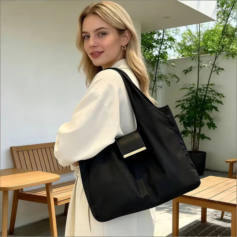 FlexiTote™ — Never without it again – your smart bag for freedom and style everywhere!