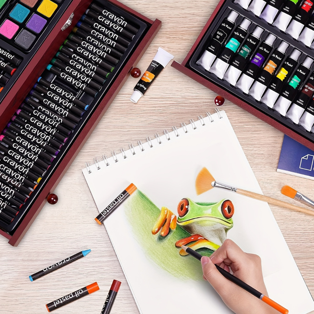 175-piece artist set in wooden box