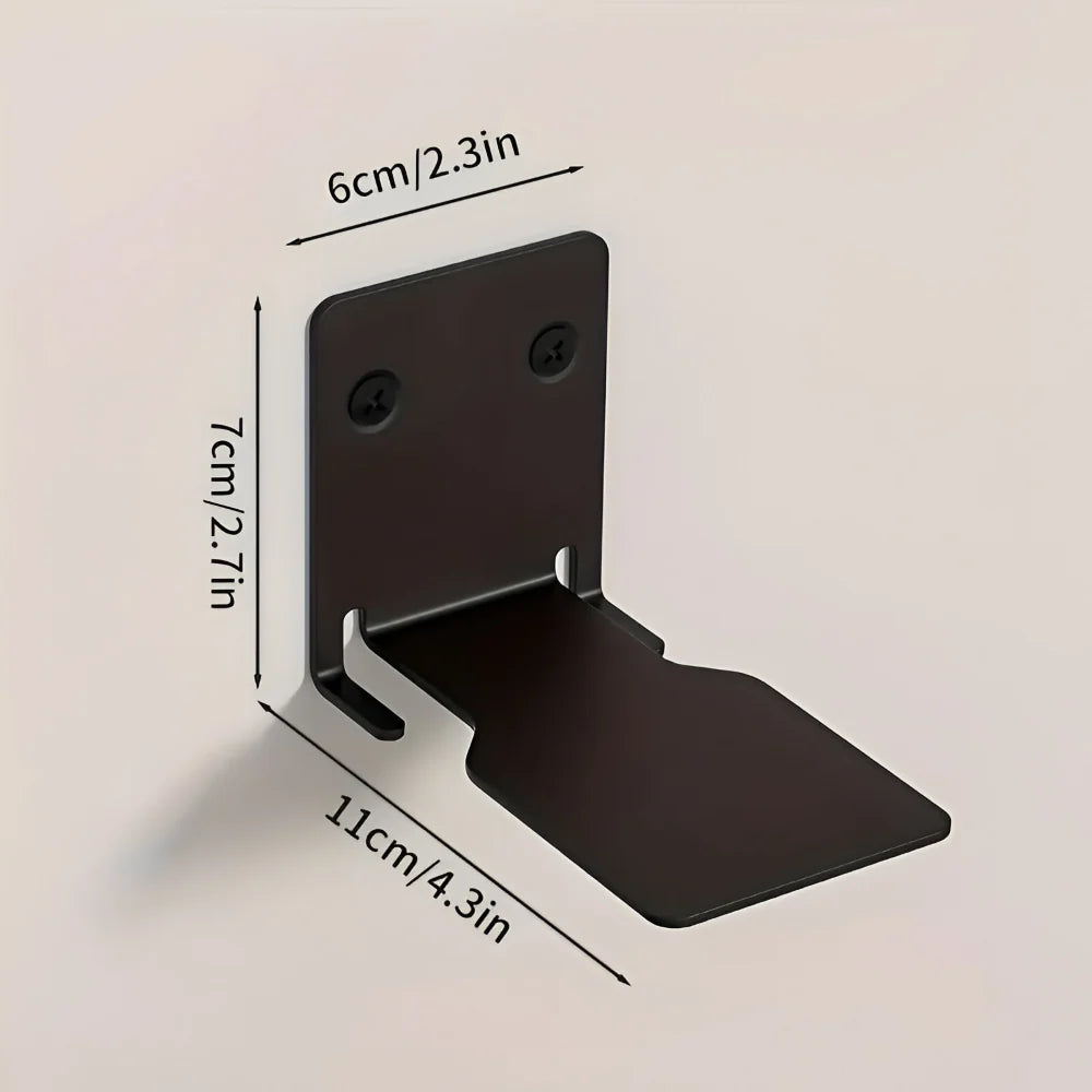 Floating shelf with invisible wall mount