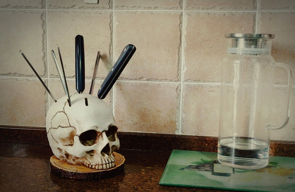 Skull Knife Holder – Gothic Kitchen Decor